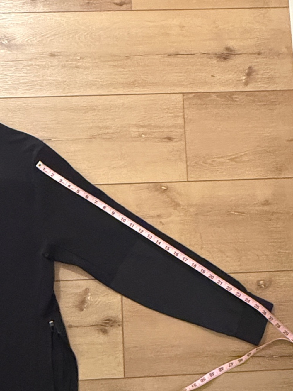 Lululemon Men's Black Hooded Pullover Sweatshirt - Picture 6 of 8